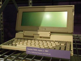 Toshiba T1000 I used to play DOS games on this thi.jpg